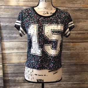 Decree xs cropped floral #15 top distressed detail